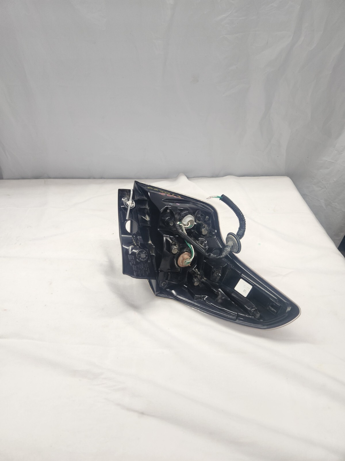 2016 - 2018 Toyota RAV4 Passenger Side Taillight