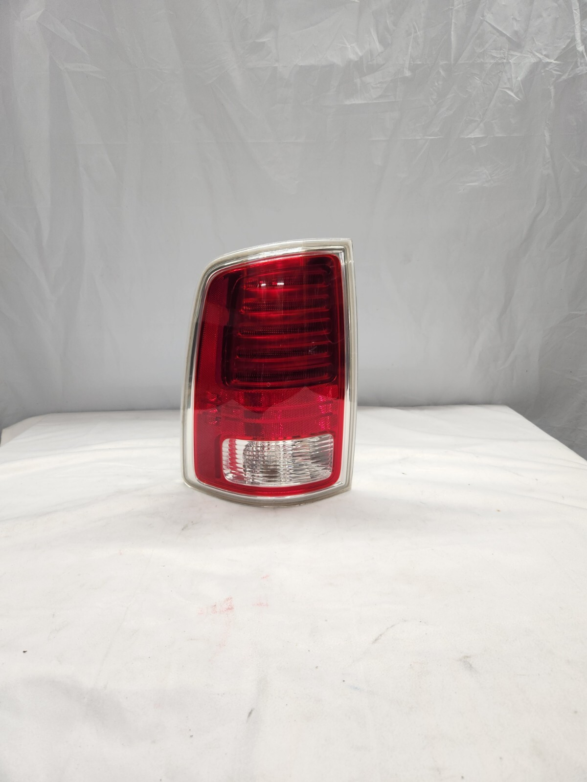2013 - 2020 Dodge Ram 1500 Classic Driver Side Taillight