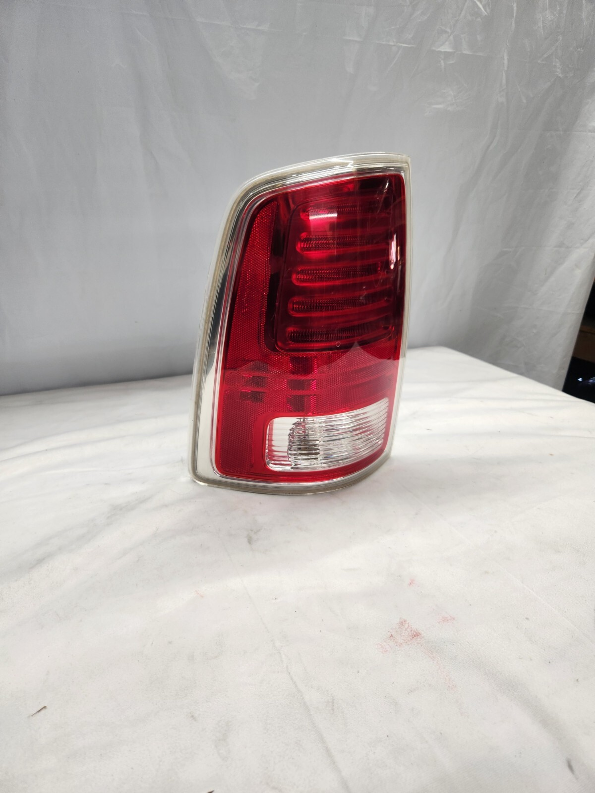 2013 - 2020 Dodge Ram 1500 Classic Driver Side Taillight