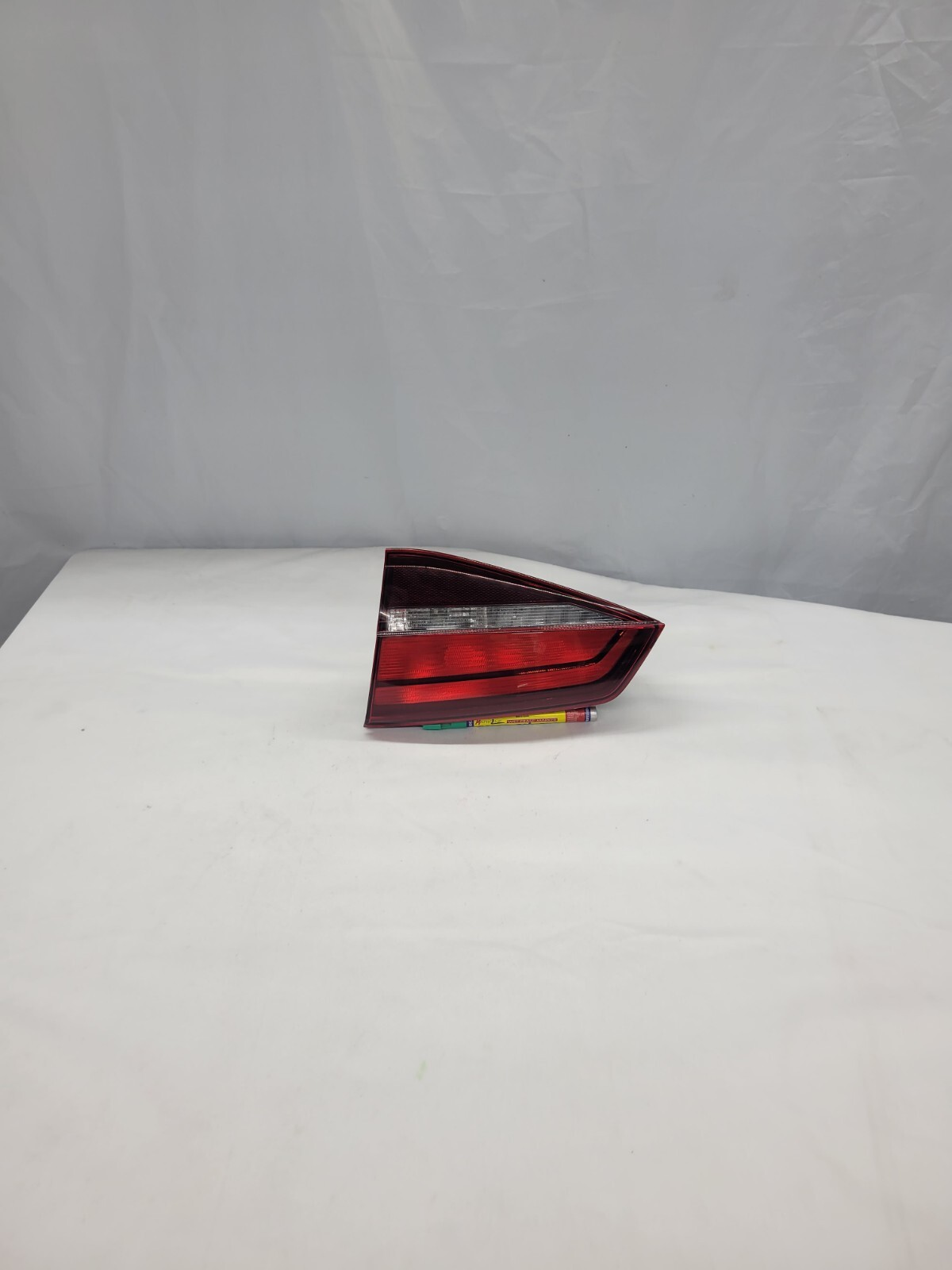 2015 - 2018 Volkswagen Jetta Passenger Side Inner Taillight