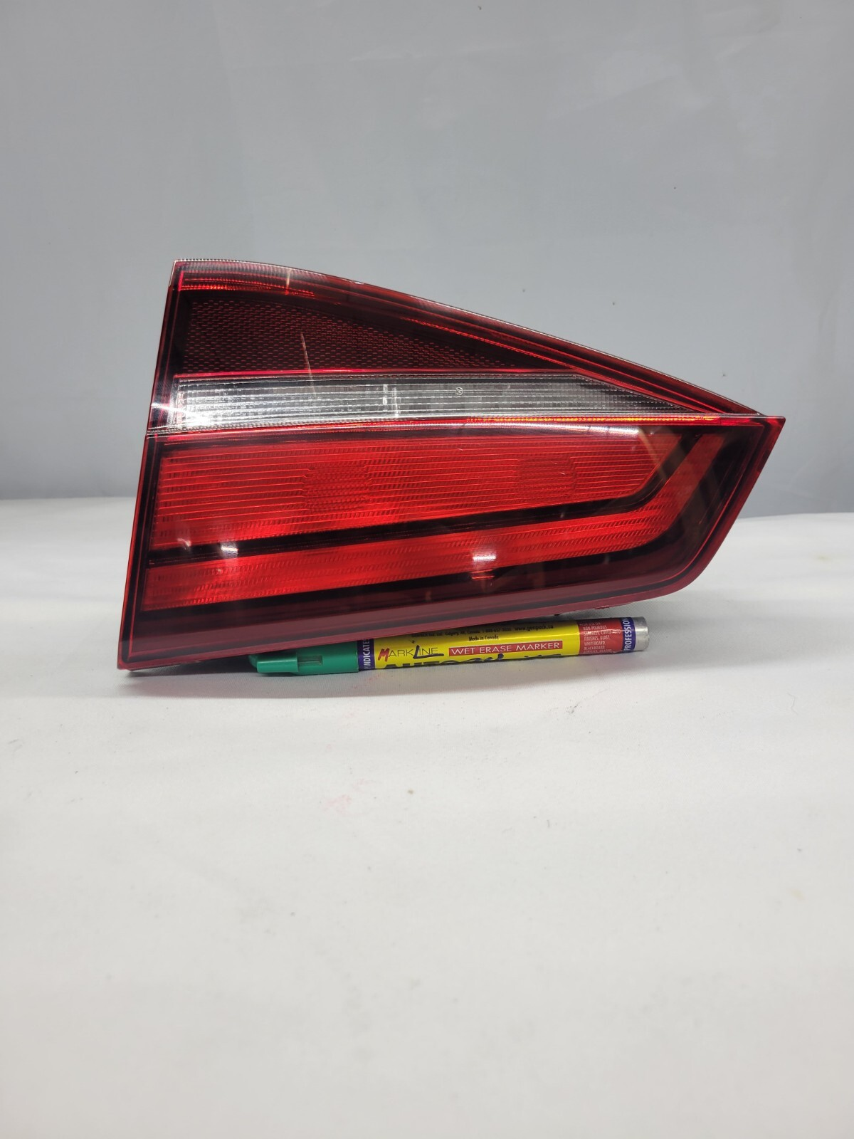 2015 - 2018 Volkswagen Jetta Passenger Side Inner Taillight