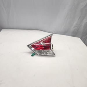 2014 - 2016 Nissan Rogue Passenger Side Halogen Inner Tail Light - Image 1