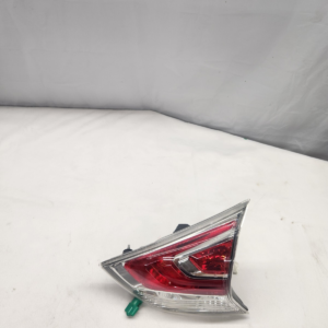 2014 - 2016 Nissan Rogue Passenger Side Halogen Inner Tail Light - Image 4