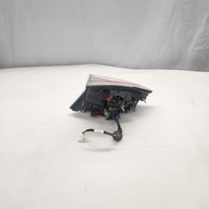 2014 - 2016 Nissan Rogue Passenger Side Halogen Inner Tail Light - Image 6