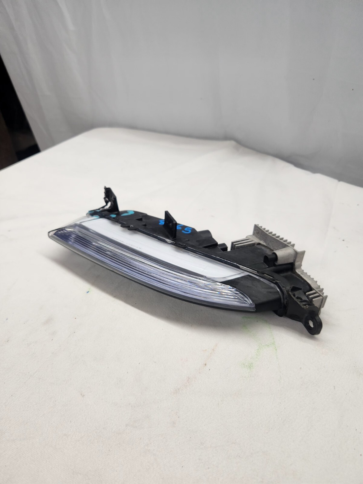 2017 - 2021 Porsche Panamera Driver Side Fog Light