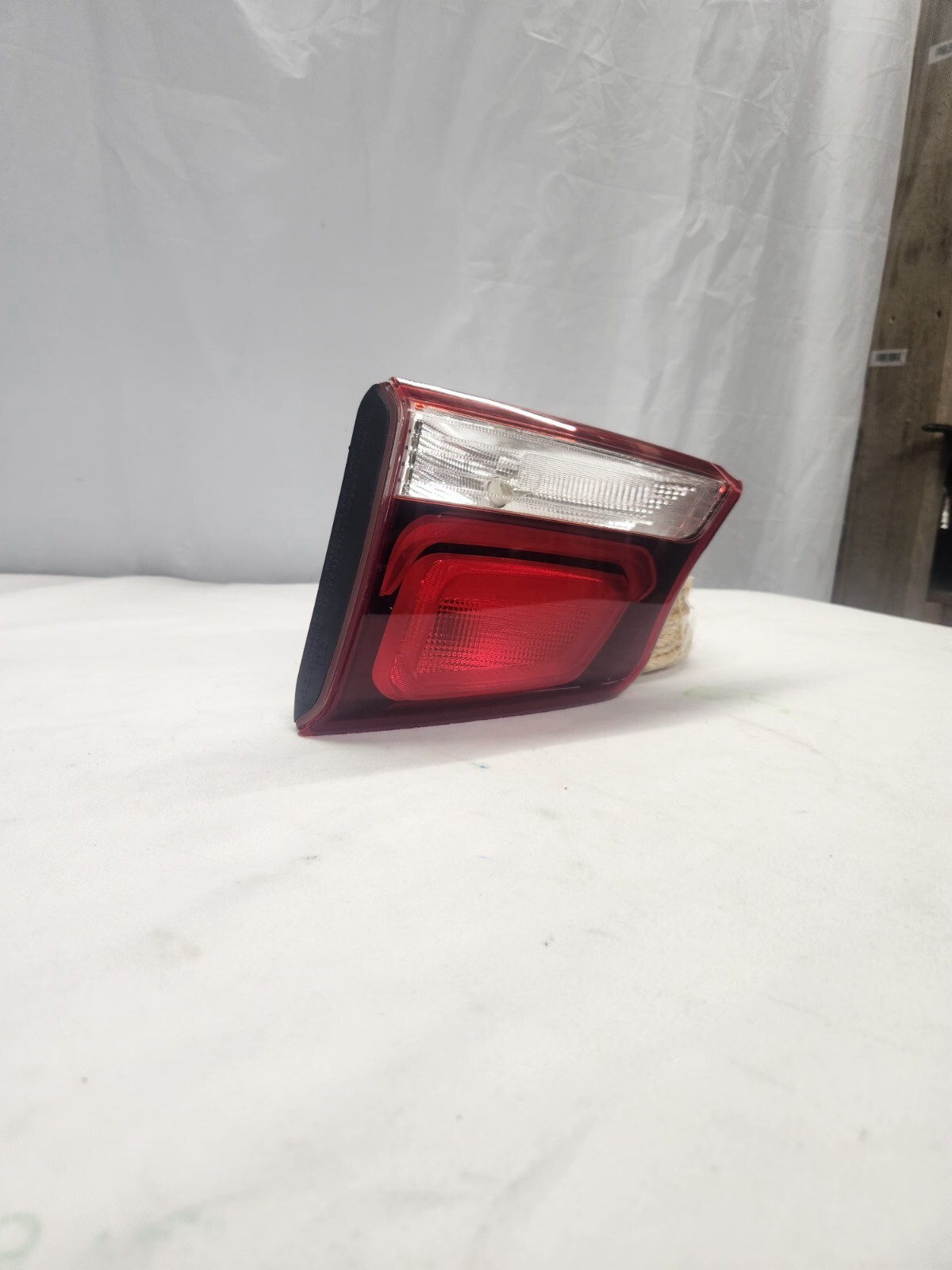 2014 - 2018 Hyundai Santa Fe XL Passenger Side LED Inner Taillight