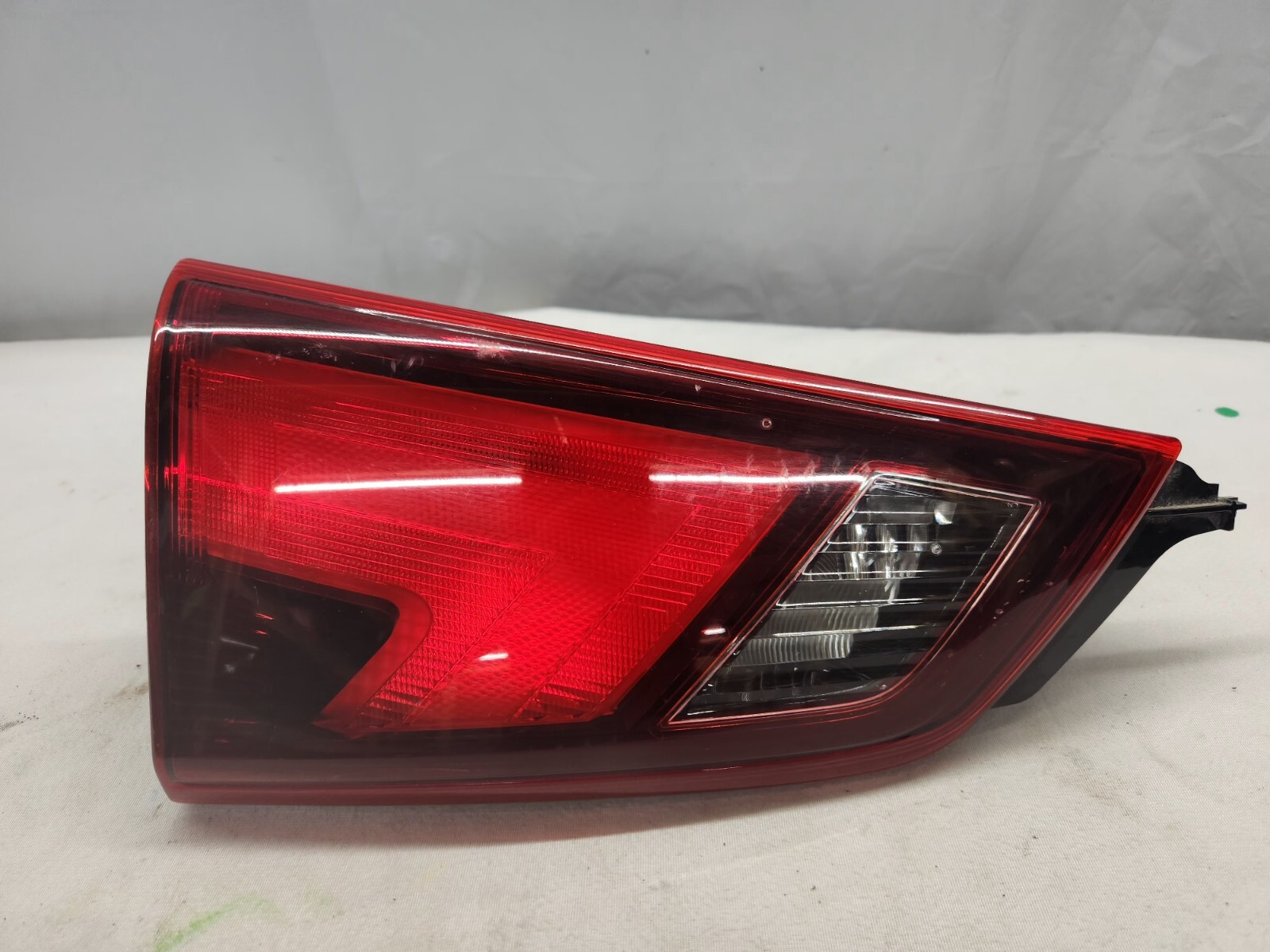 2017 - 2019 Nissan Rogue Sport Driver Side Inner Taillight