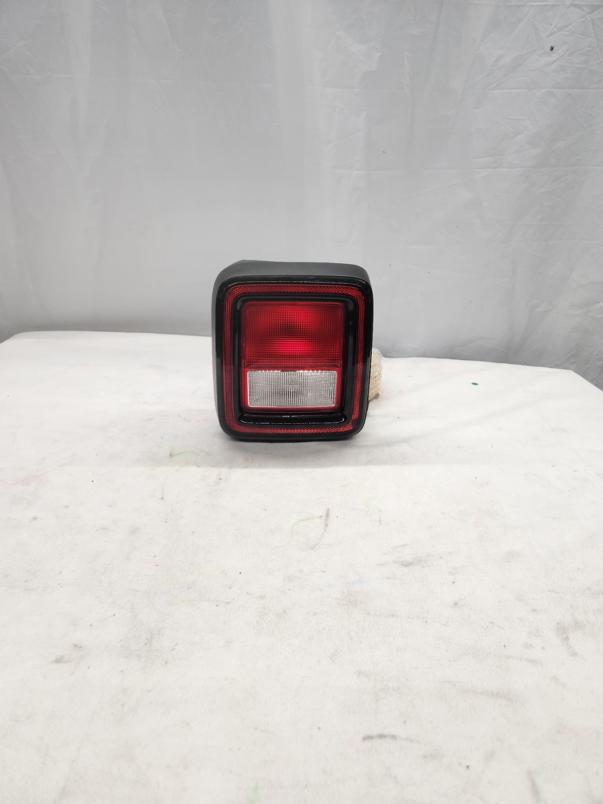 2018 - 2023 Jeep Wrangler Driver Side Taillight