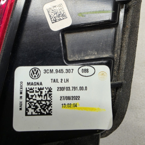 2020 - 2022 Volkswagen Atlas Cross Sport Driver Side Inner Tail Light - Image 9