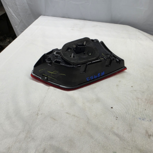 2020 - 2022 Volkswagen Atlas Cross Sport Driver Side Inner Tail Light - Image 10