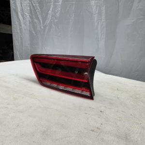 2020 - 2023 Volkswagen Atlas Cross Sport Passenger Inner Taillight - Image 3