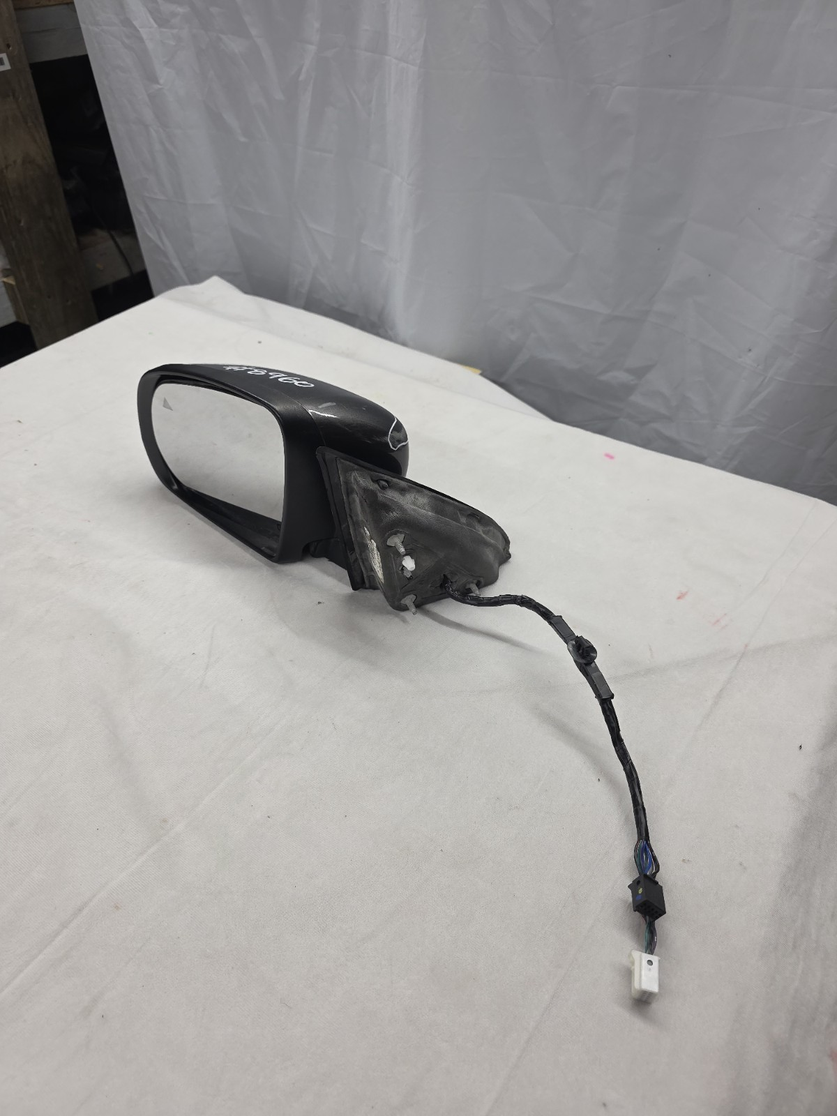 2014 - 2021 Jeep Cherokee Driver Side Mirror
