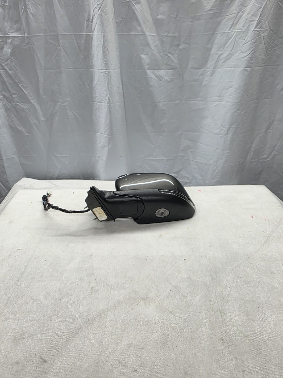 2014 - 2021 Jeep Cherokee Driver Side Mirror