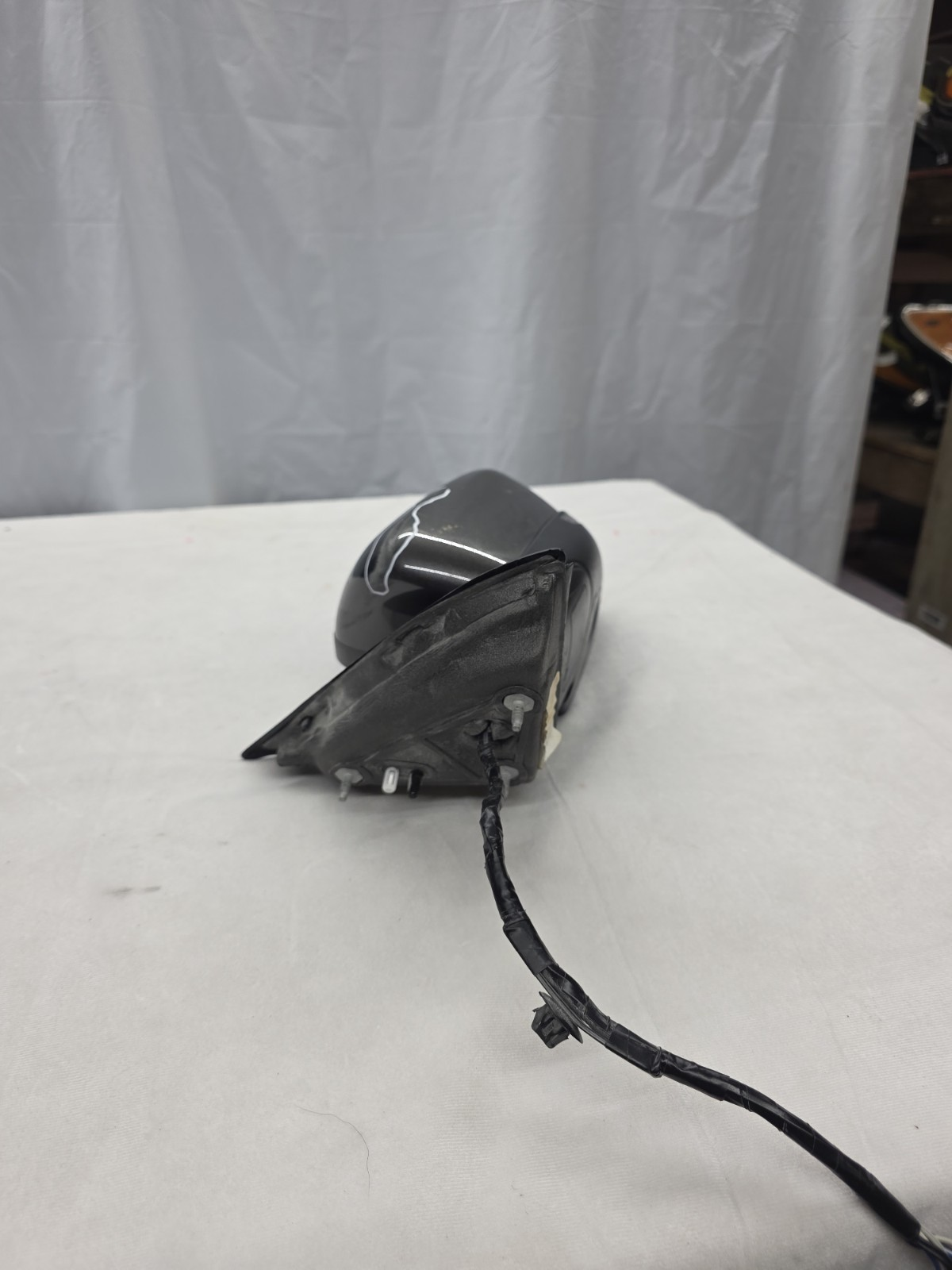 2014 - 2021 Jeep Cherokee Driver Side Mirror