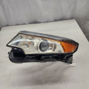 2011-2014 Ford Edge Driver Side Halogen Headlight - Image 15