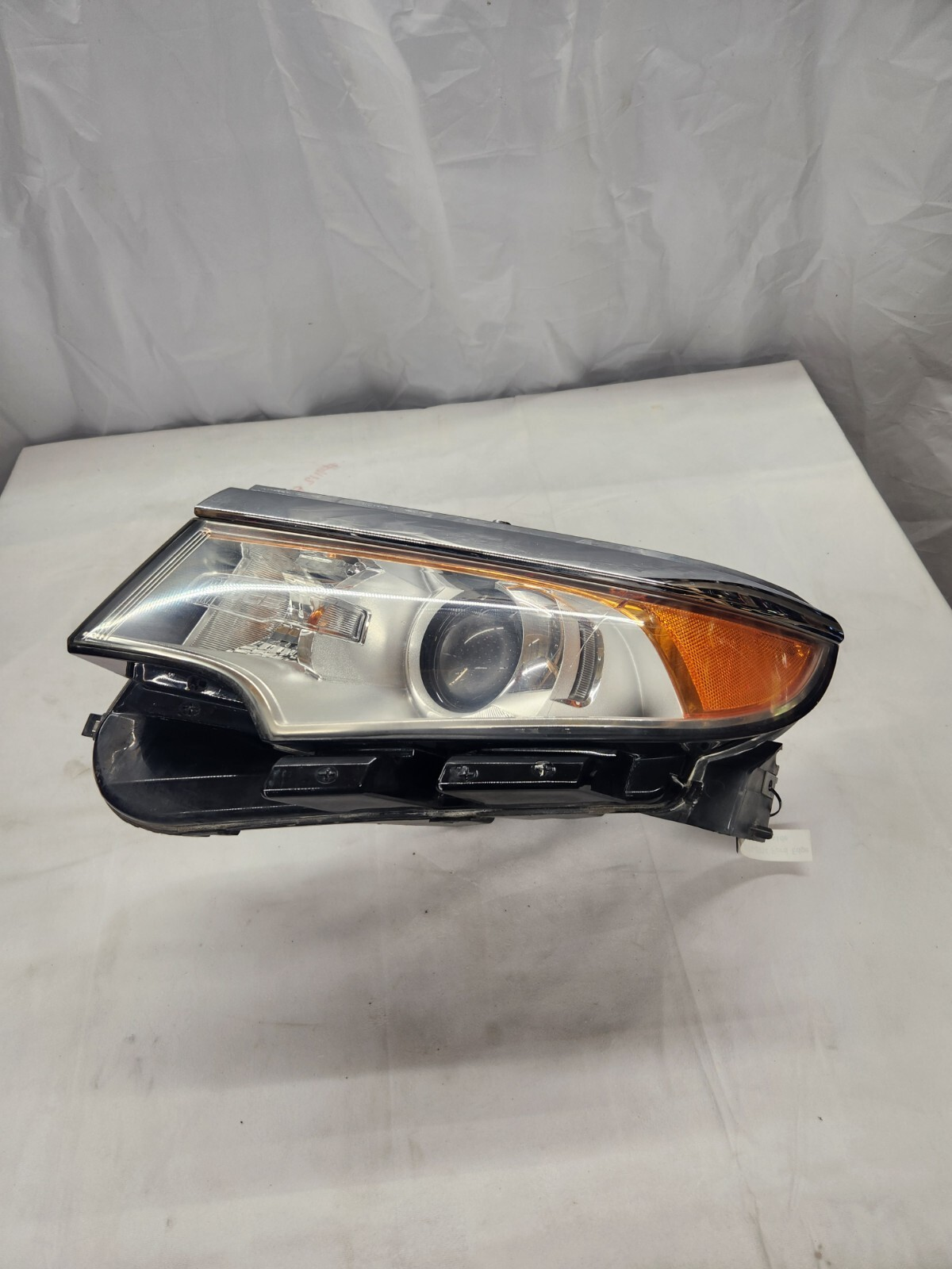 2011-2014 Ford Edge Driver Side Halogen Headlight