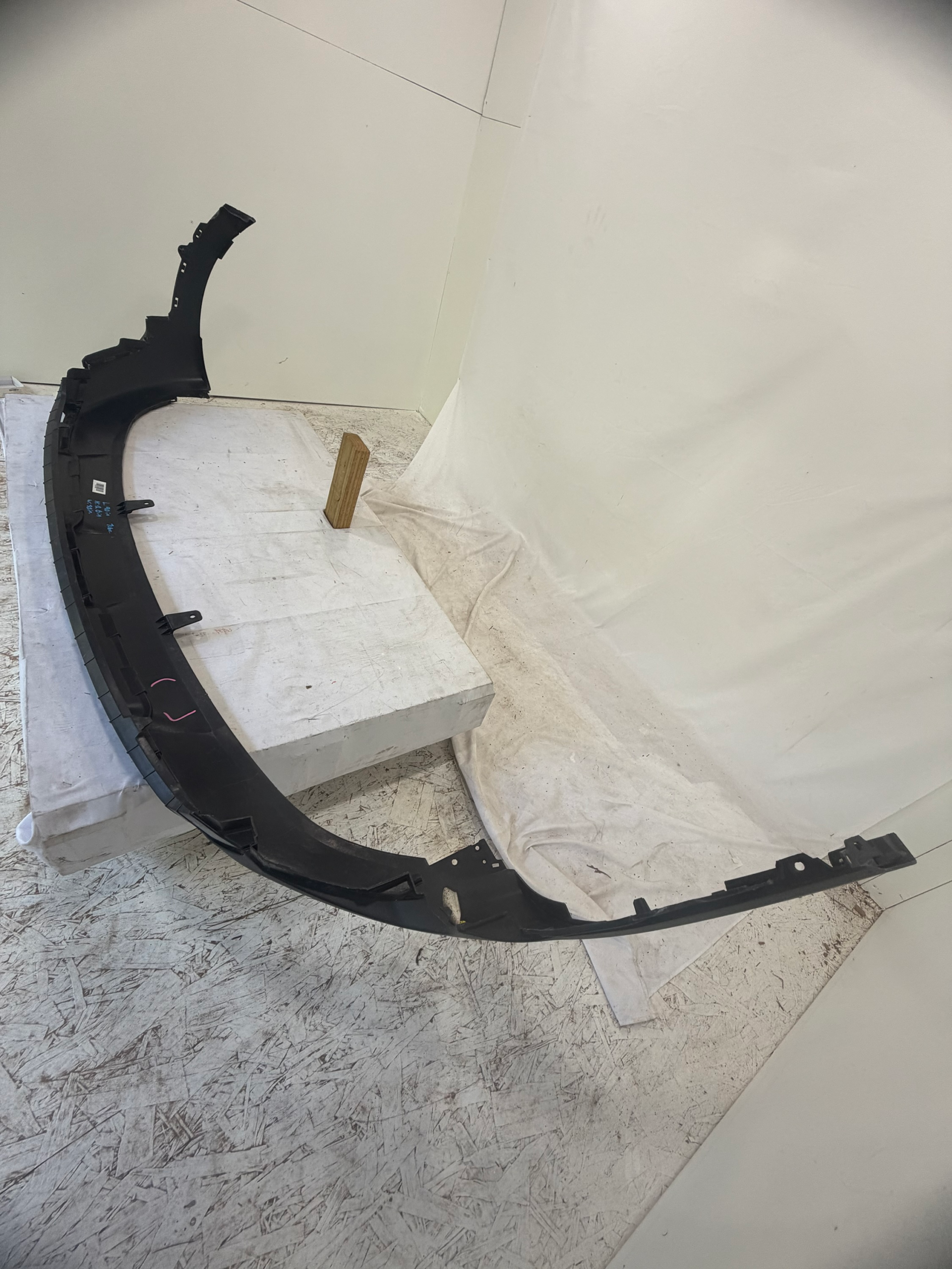 2023-2024 Kia Telluride Front Bumper Lower Valance