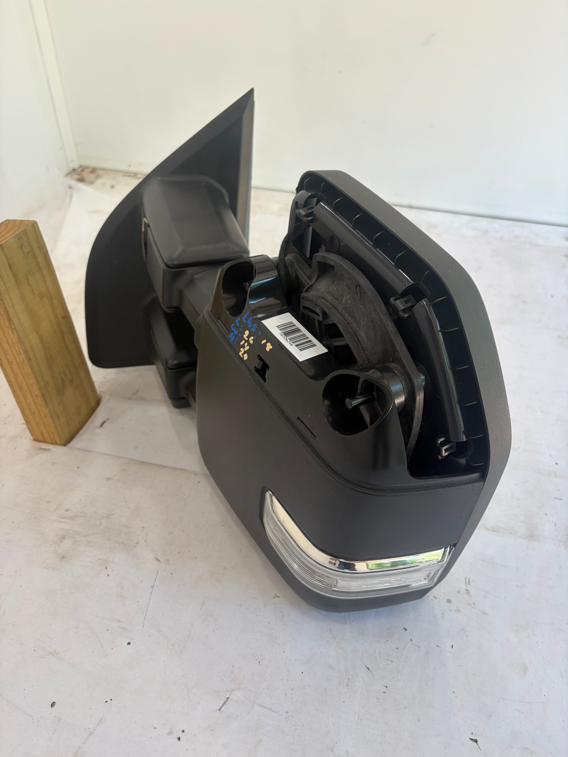 2017-2022 Ford F-250 & F-350 Super Duty Driver Side Mirror LH