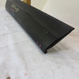 2016-2022 Honda Pilot Passenger Side Front Door Molding RH - Image 10