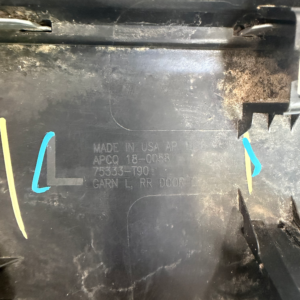 2023-2025 Honda Pilot Driver Side Rear Door Molding LH - Image 9