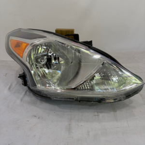 2014-2019 Nissan Versa Passenger Side Headlight RH