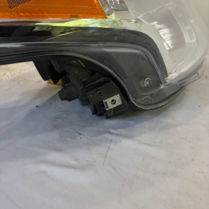 2014-2019 Nissan Versa Passenger Side Headlight RH - Image 8