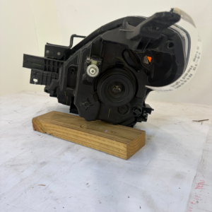 2014-2019 Nissan Versa Passenger Side Headlight RH - Image 10