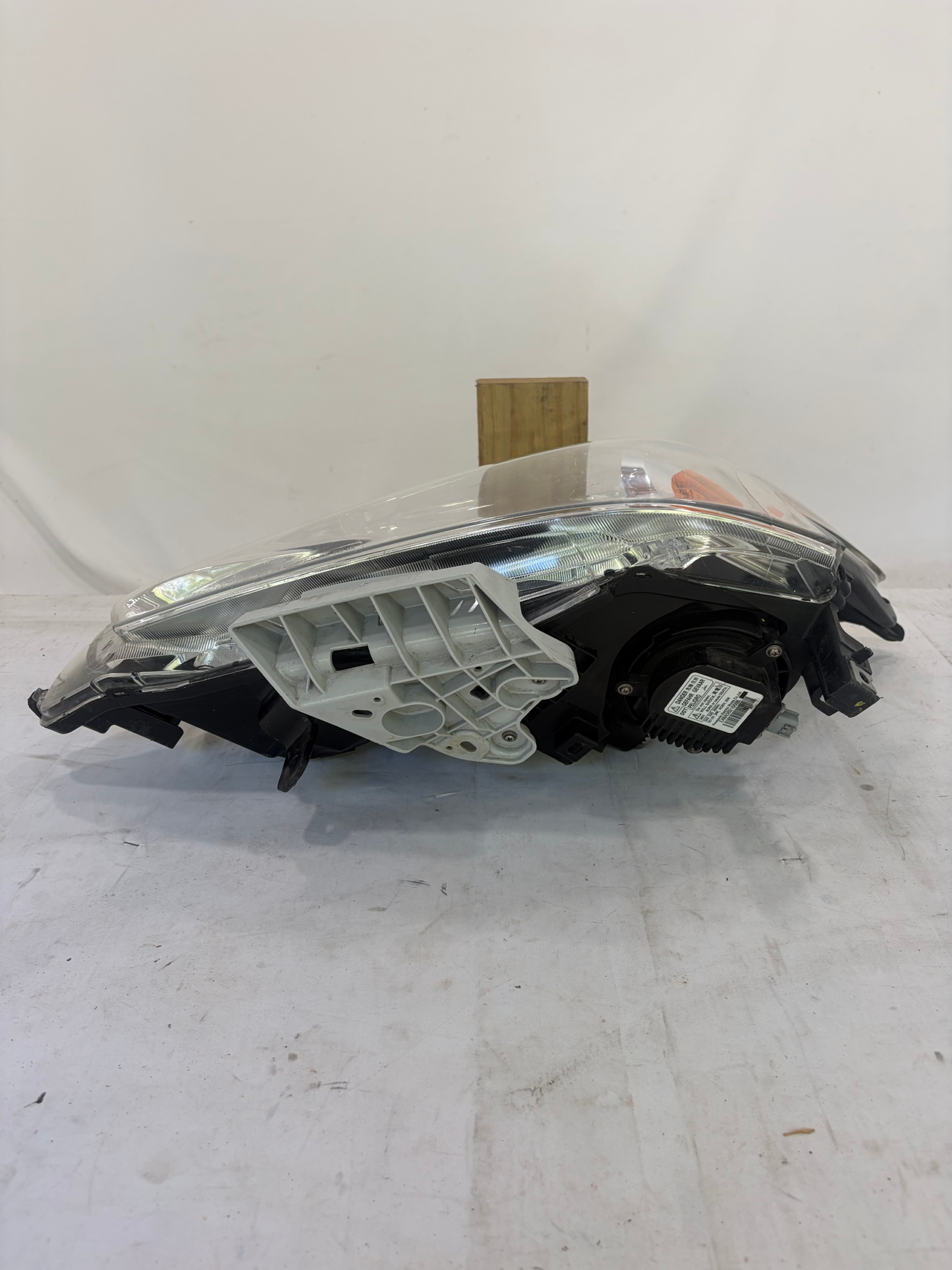 2013-2015 Nissan Altima Driver Side Headlight HID LH