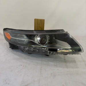 2011-2015 Chevrolet Volt Passenger Side Headlight Halogen LH
