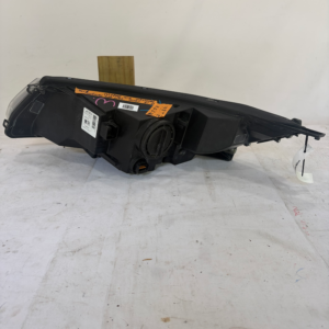 2011-2015 Chevrolet Volt Passenger Side Headlight Halogen LH - Image 8