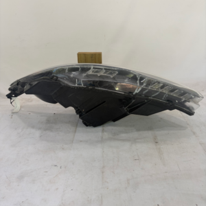 2011-2015 Chevrolet Volt Passenger Side Headlight Halogen LH - Image 7