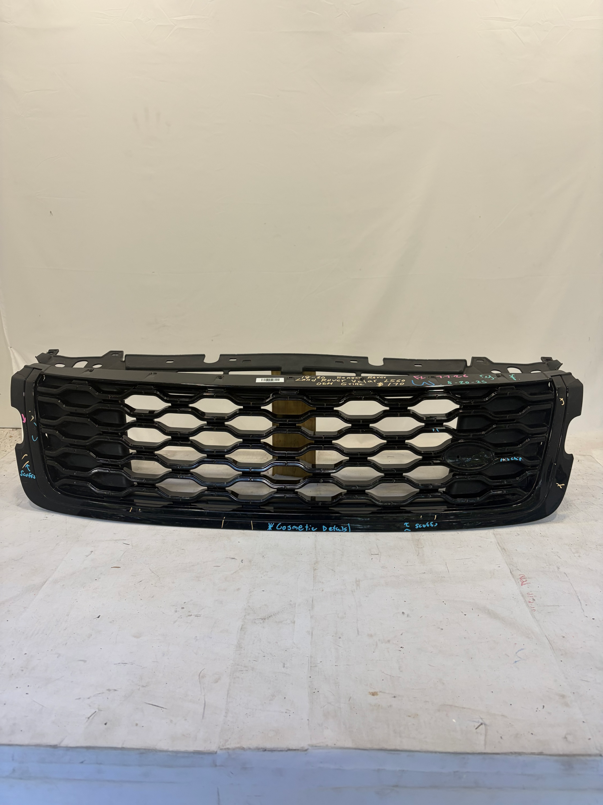 2018-2020 Range Rover & Land Rover Velar L560 Grille