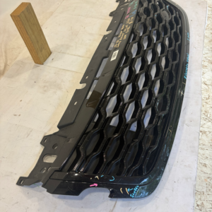 2018-2020 Range Rover & Land Rover Velar L560 Grille - Image 3