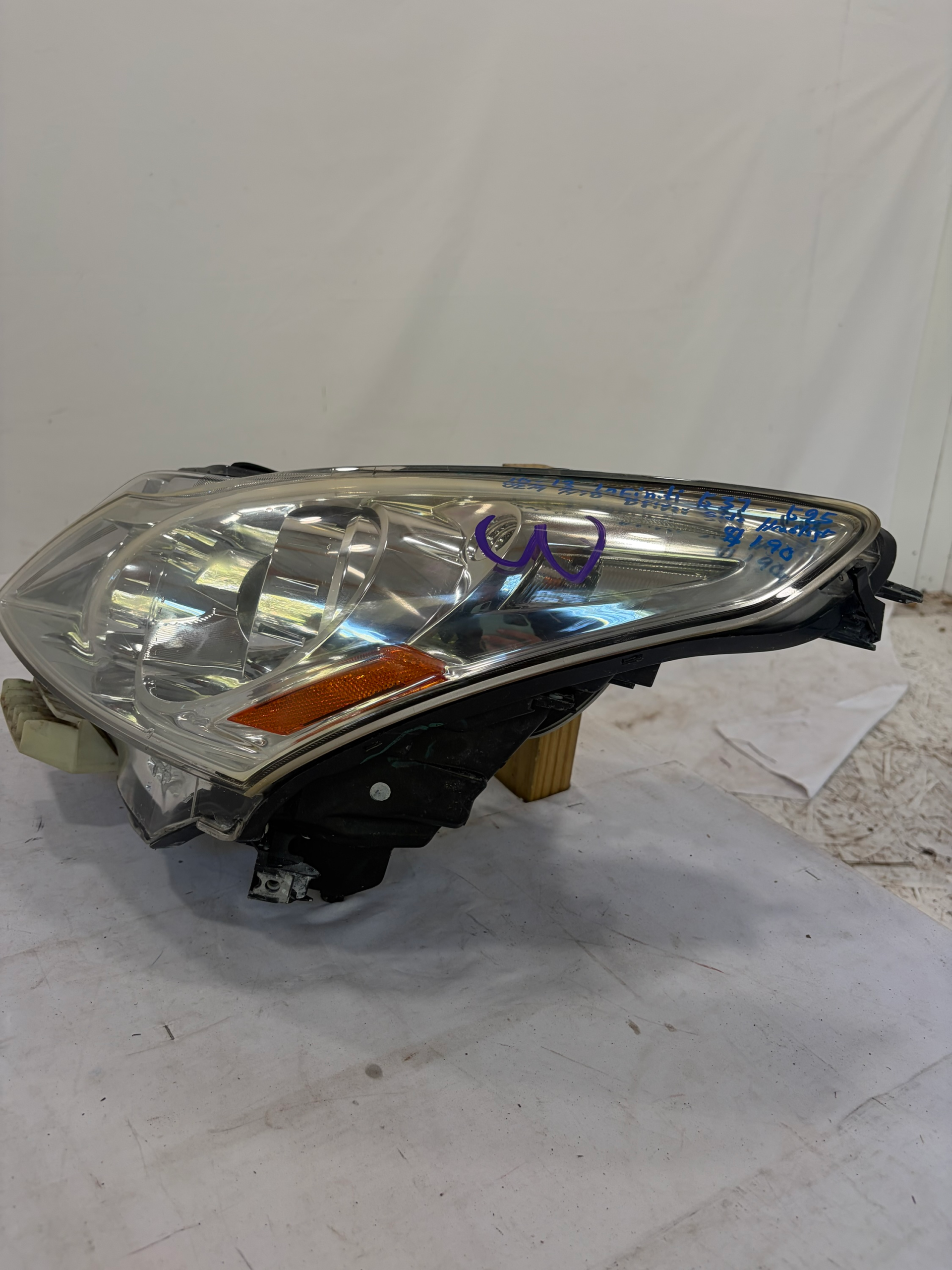 2010-2013 Infinity G37 & G25 Driver Side Headlight LH