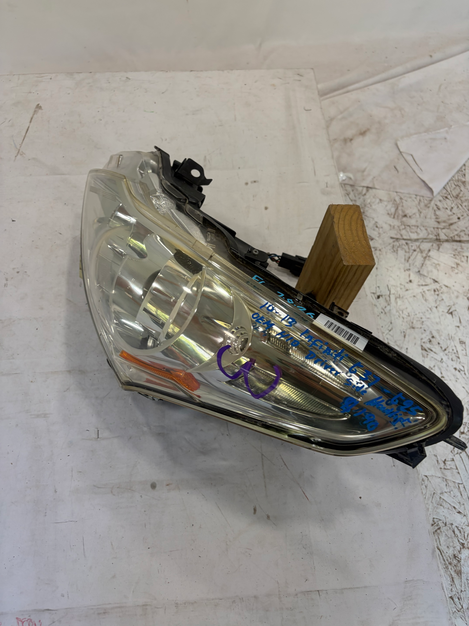2010-2013 Infinity G37 & G25 Driver Side Headlight LH
