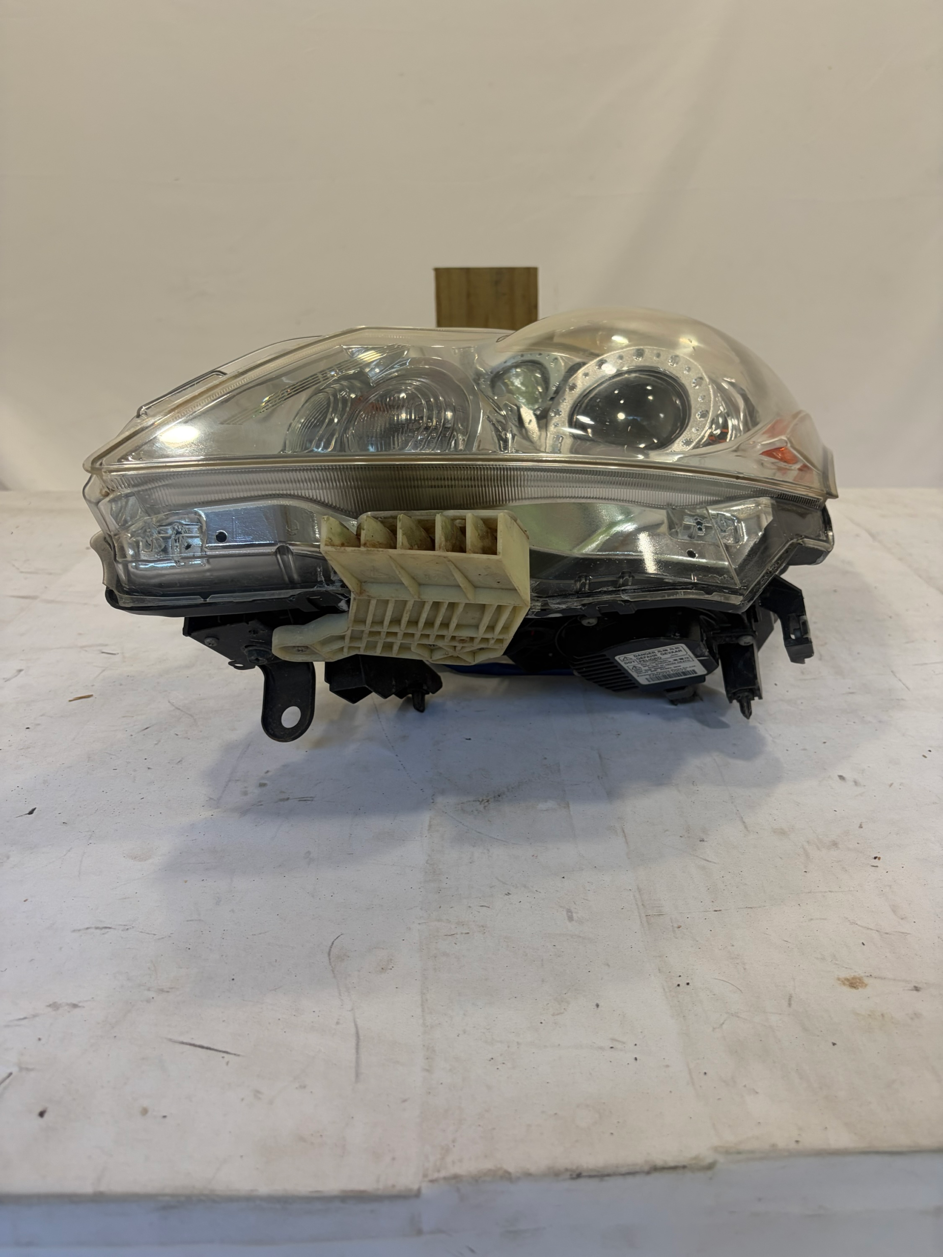 2010-2013 Infinity G37 & G25 Driver Side Headlight LH