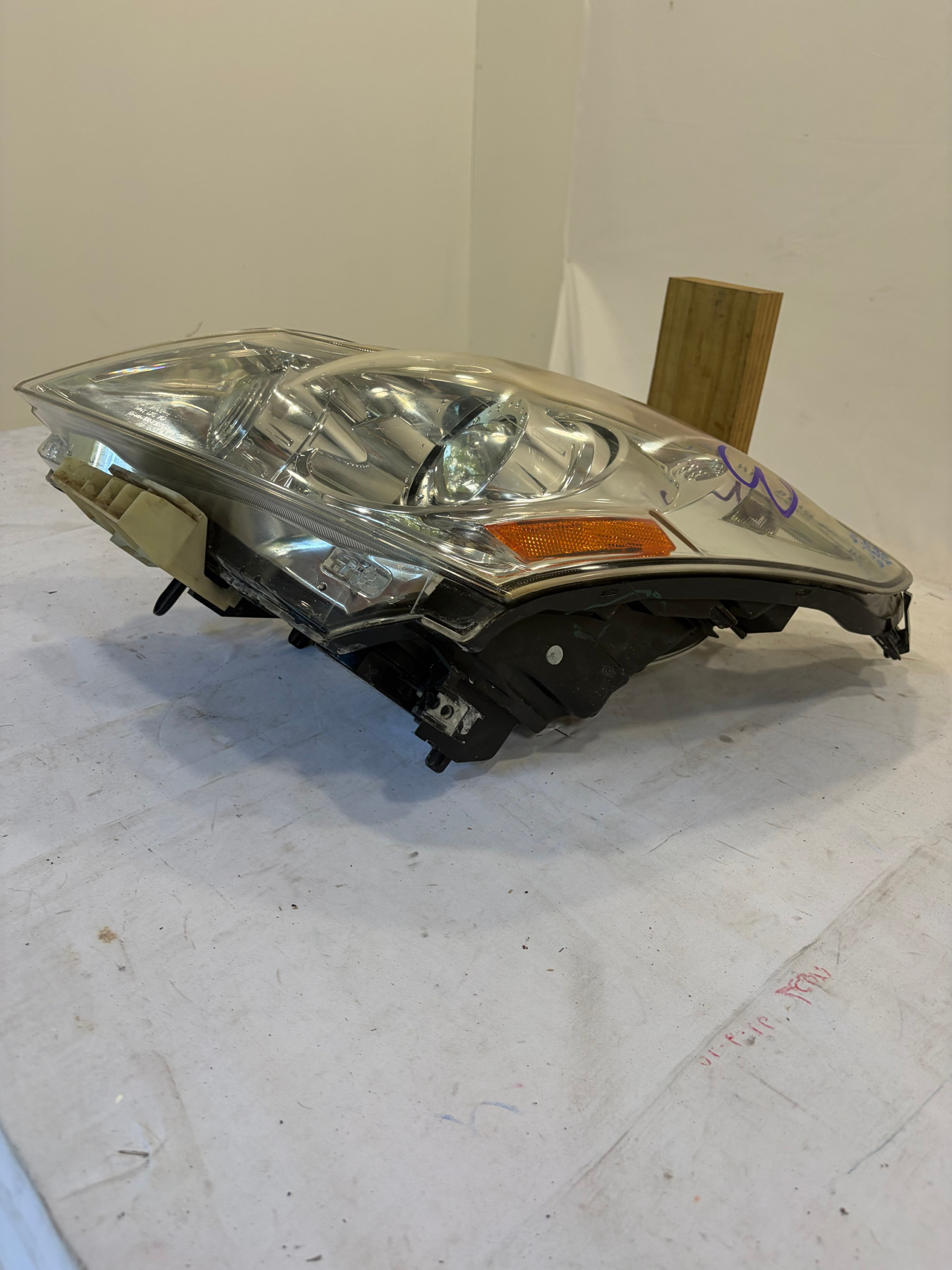 2010-2013 Infinity G37 & G25 Driver Side Headlight LH