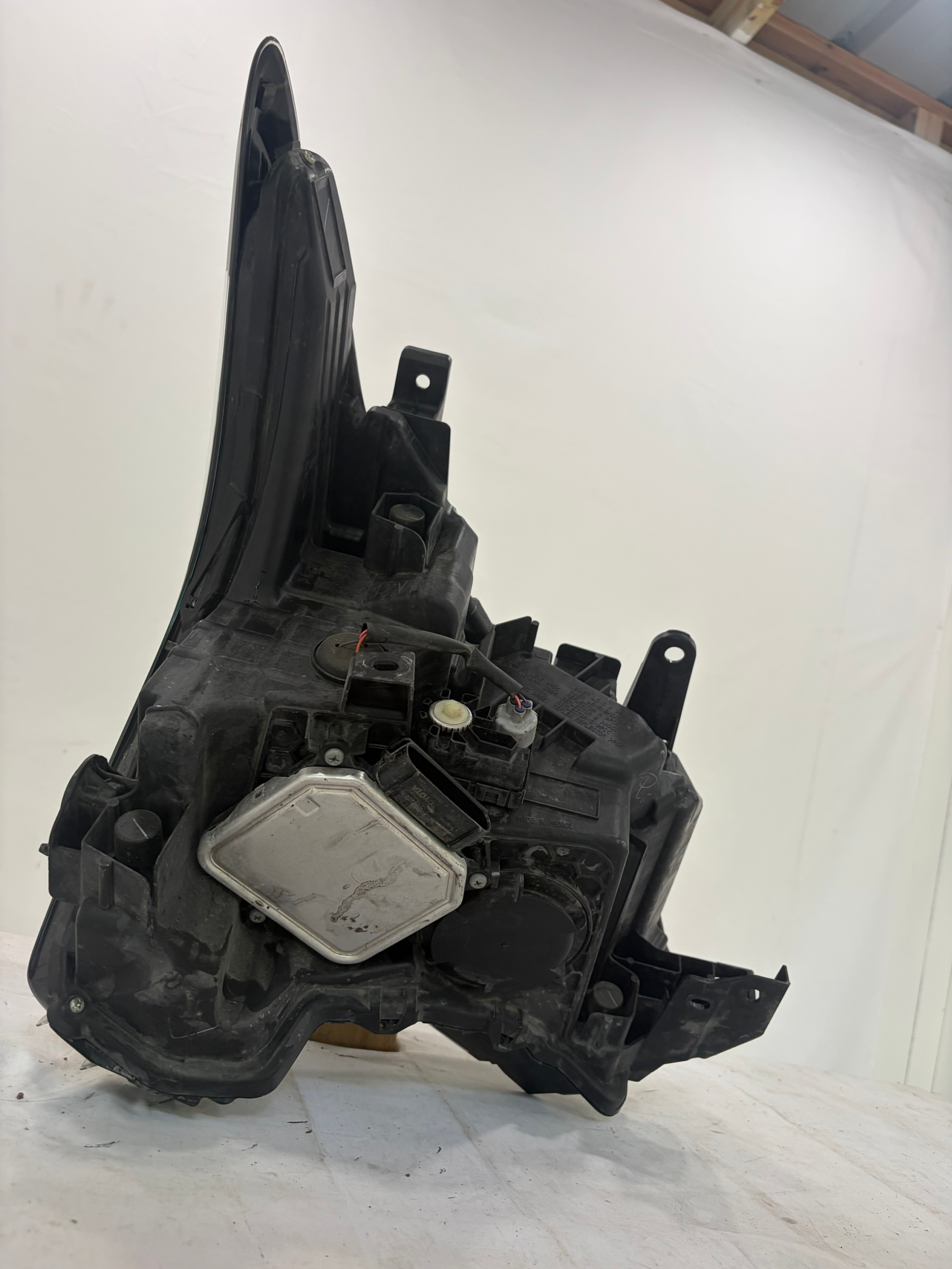 2022-2026 Toyota Tundra Driver Side Headlight Full LED LH