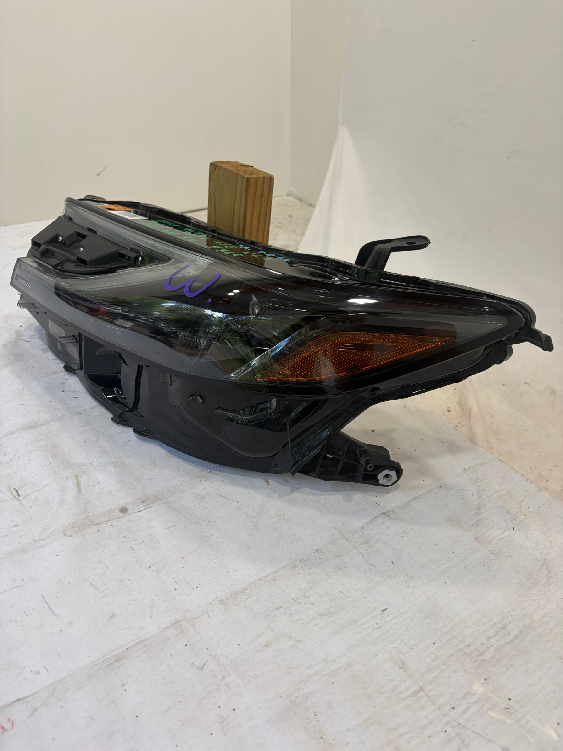 2025-2026 Toyota Camry XSE & XLE Driver Side Headlight LH