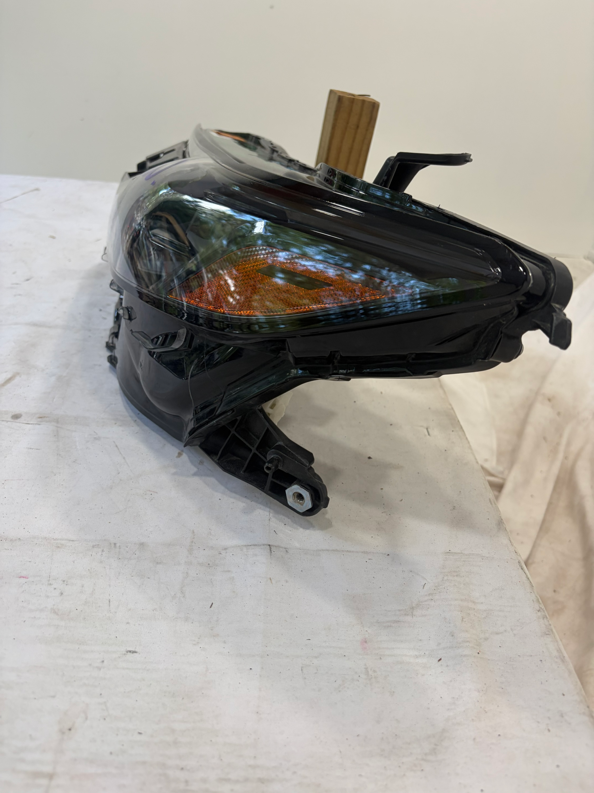 2025-2026 Toyota Camry XSE & XLE Driver Side Headlight LH