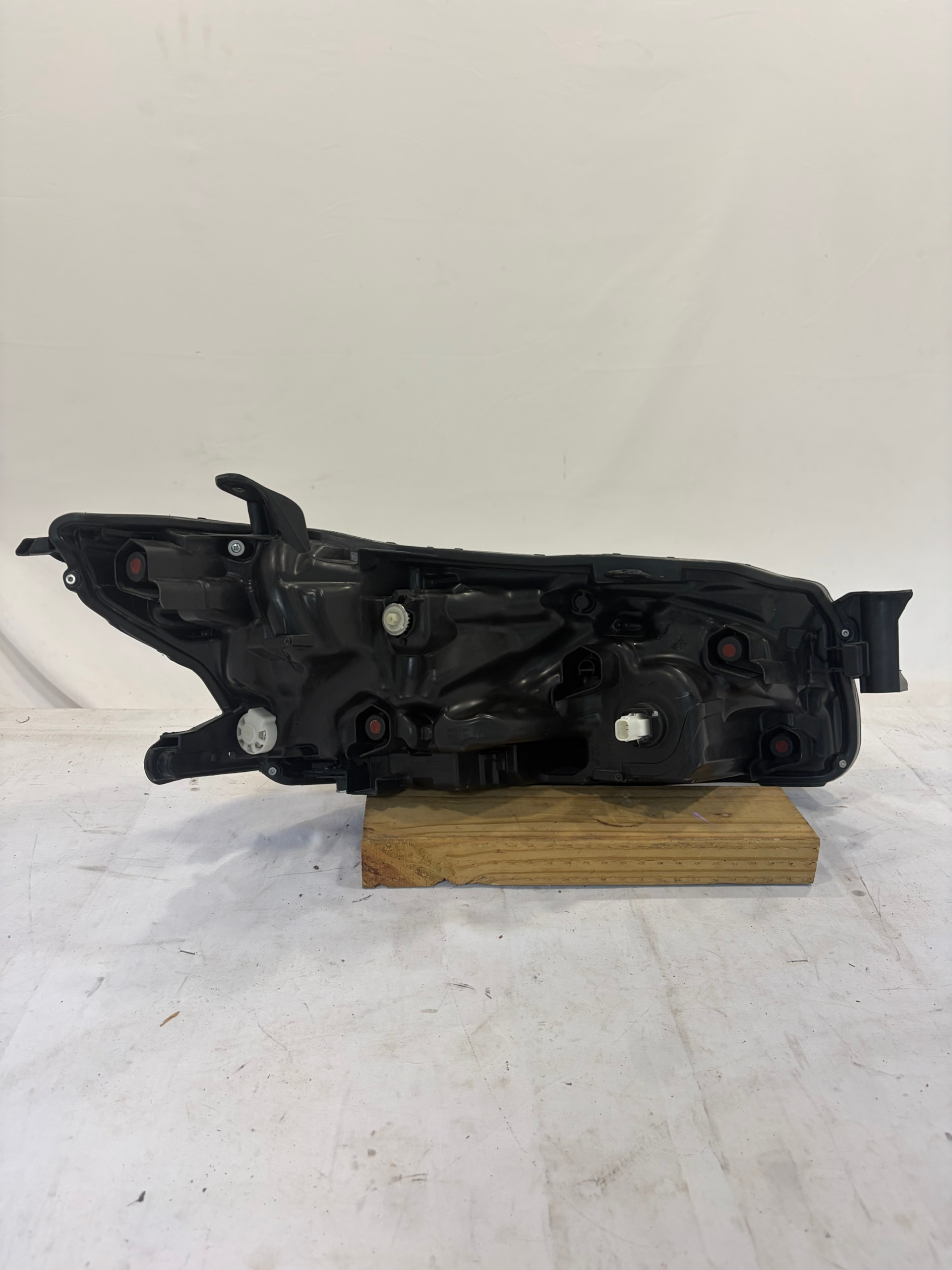 2025-2026 Toyota Camry XSE & XLE Driver Side Headlight LH