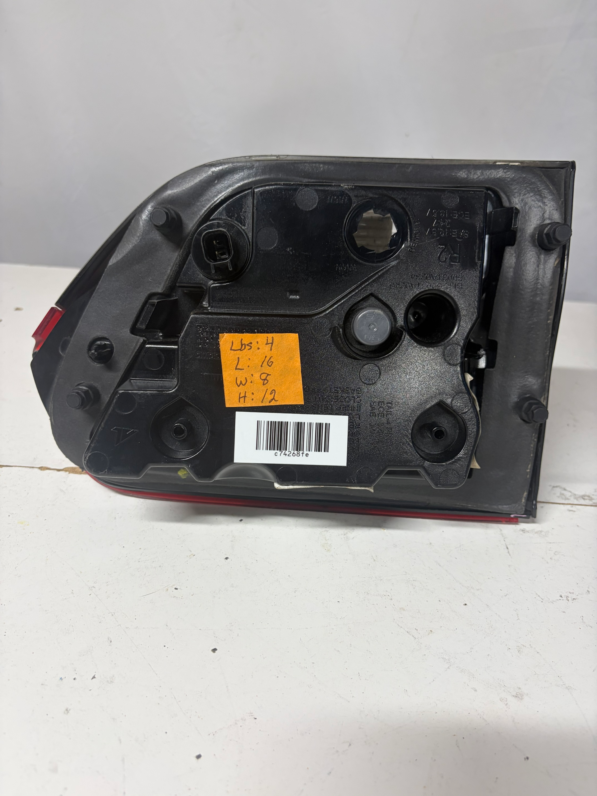 2014-2022 Jeep Grand Cherokee Passenger Side Inner Taillight
