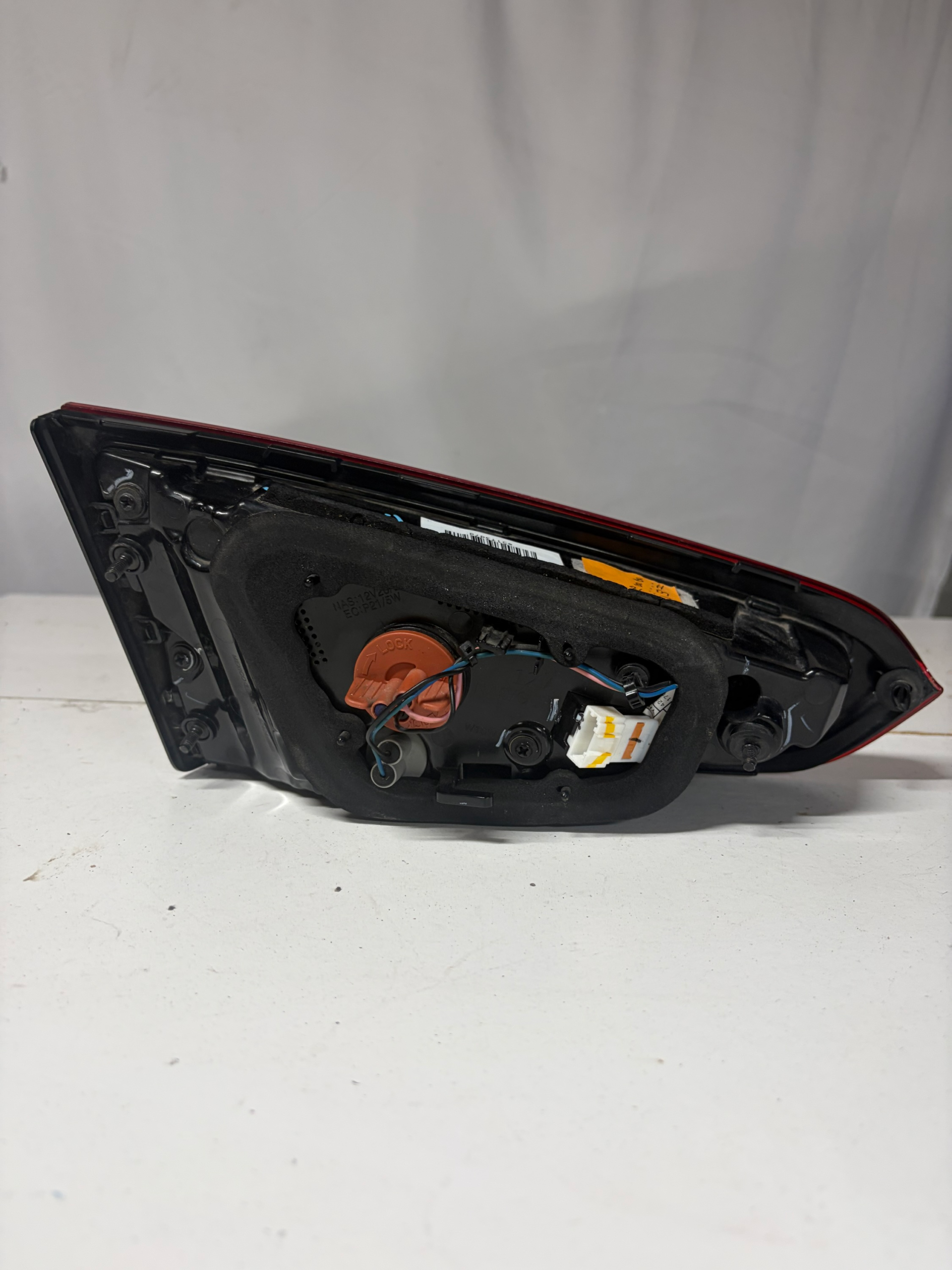 2017-2018 Kia Forte Passenger Side Inner Tailgate Taillight