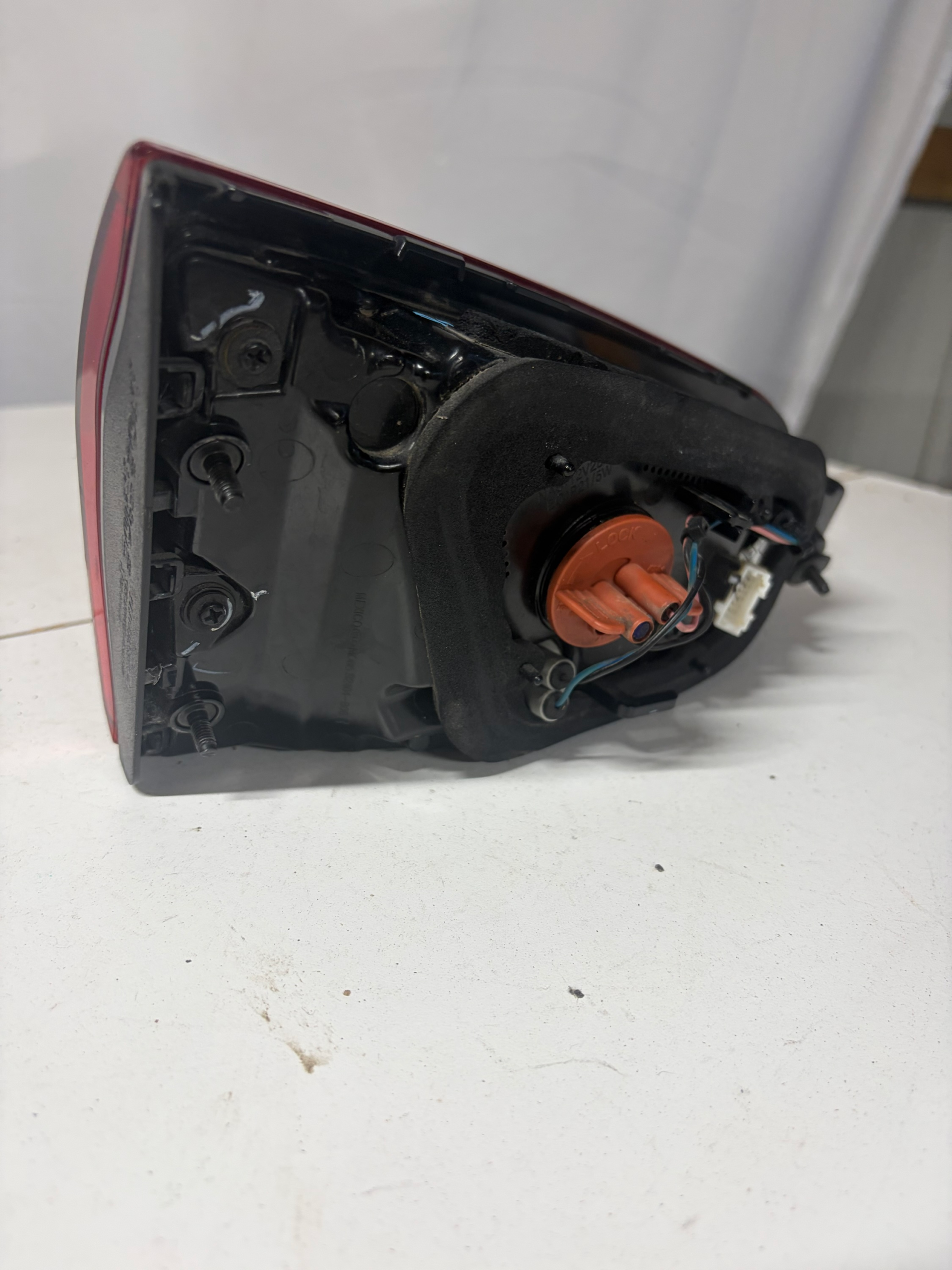 2017-2018 Kia Forte Passenger Side Inner Tailgate Taillight