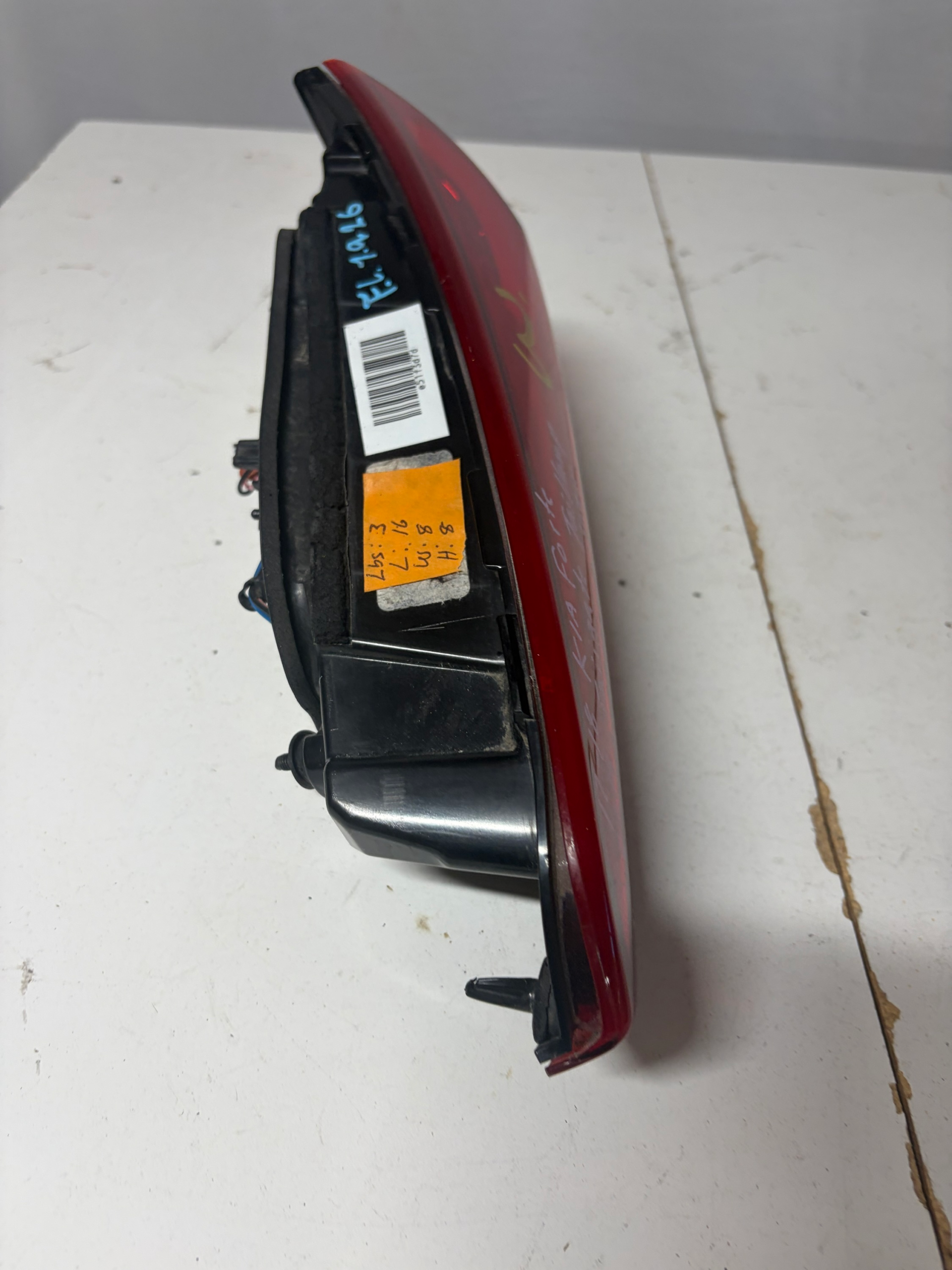 2017-2018 Kia Forte Passenger Side Inner Tailgate Taillight
