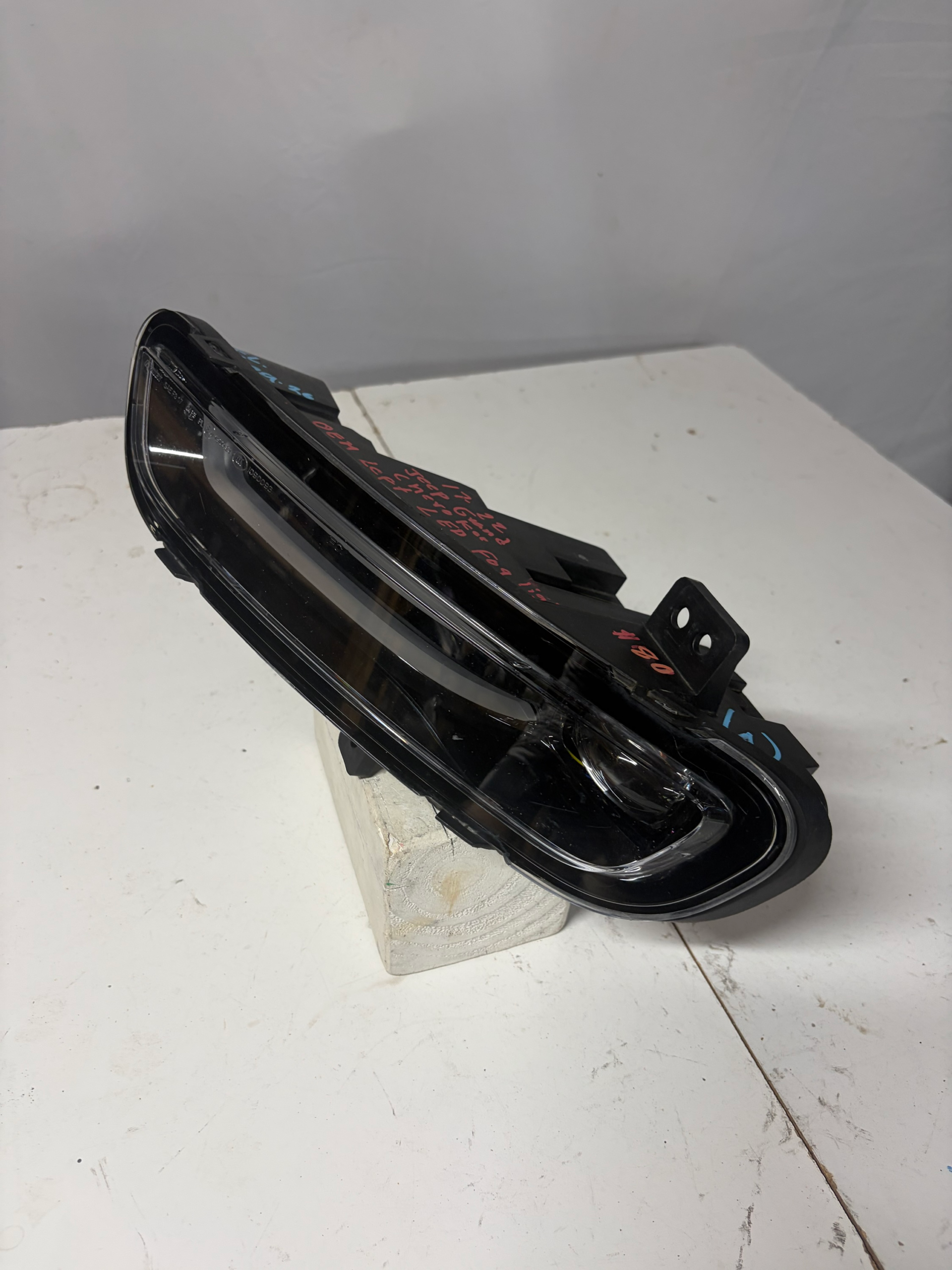 2017-2022 Jeep Grand Cherokee Driver Side Fog Light LED