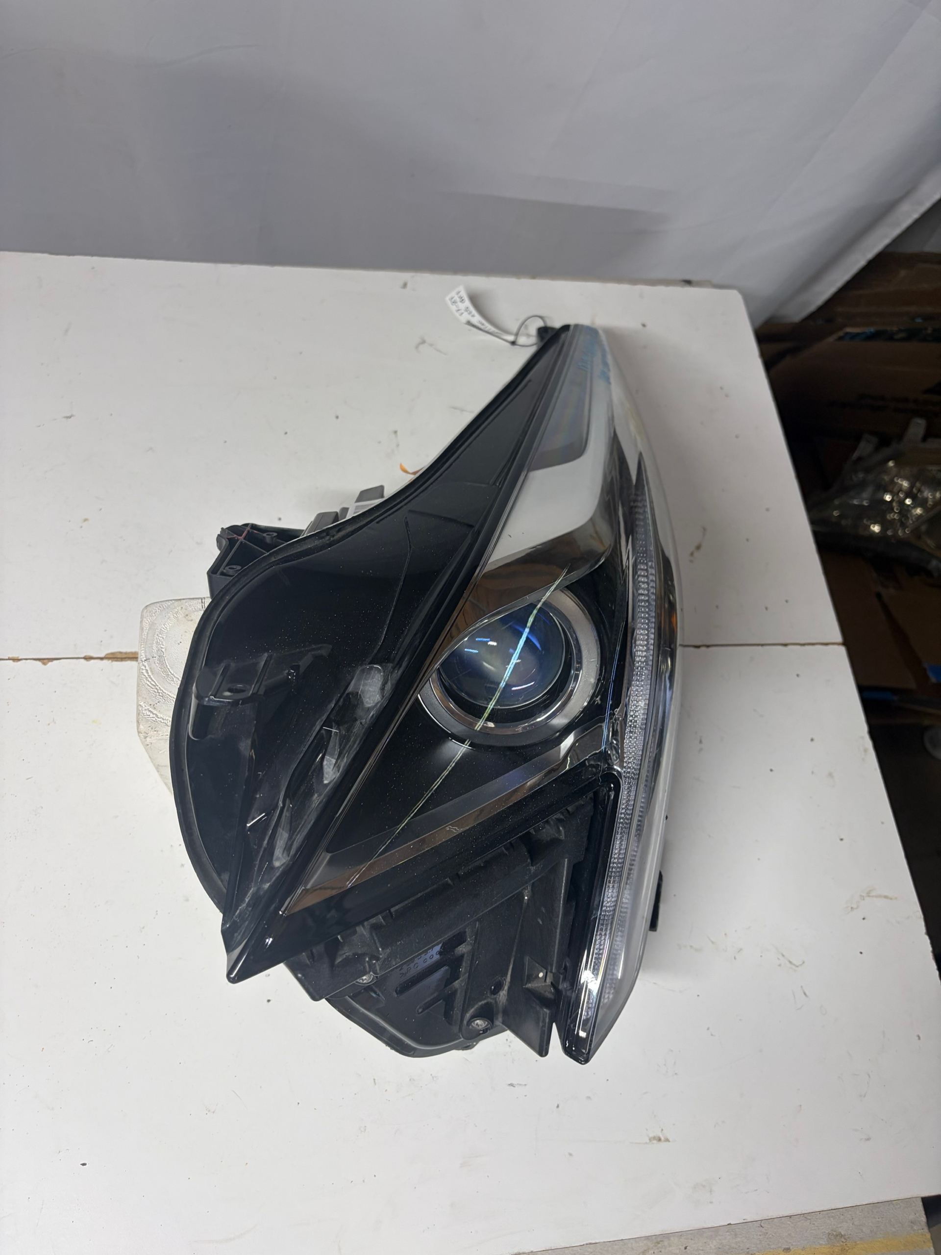 2017-2019 Cadillac XT5 Driver Side Headlight LH LED