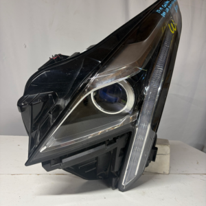2017-2019 Cadillac XT5 Driver Side Headlight LH LED