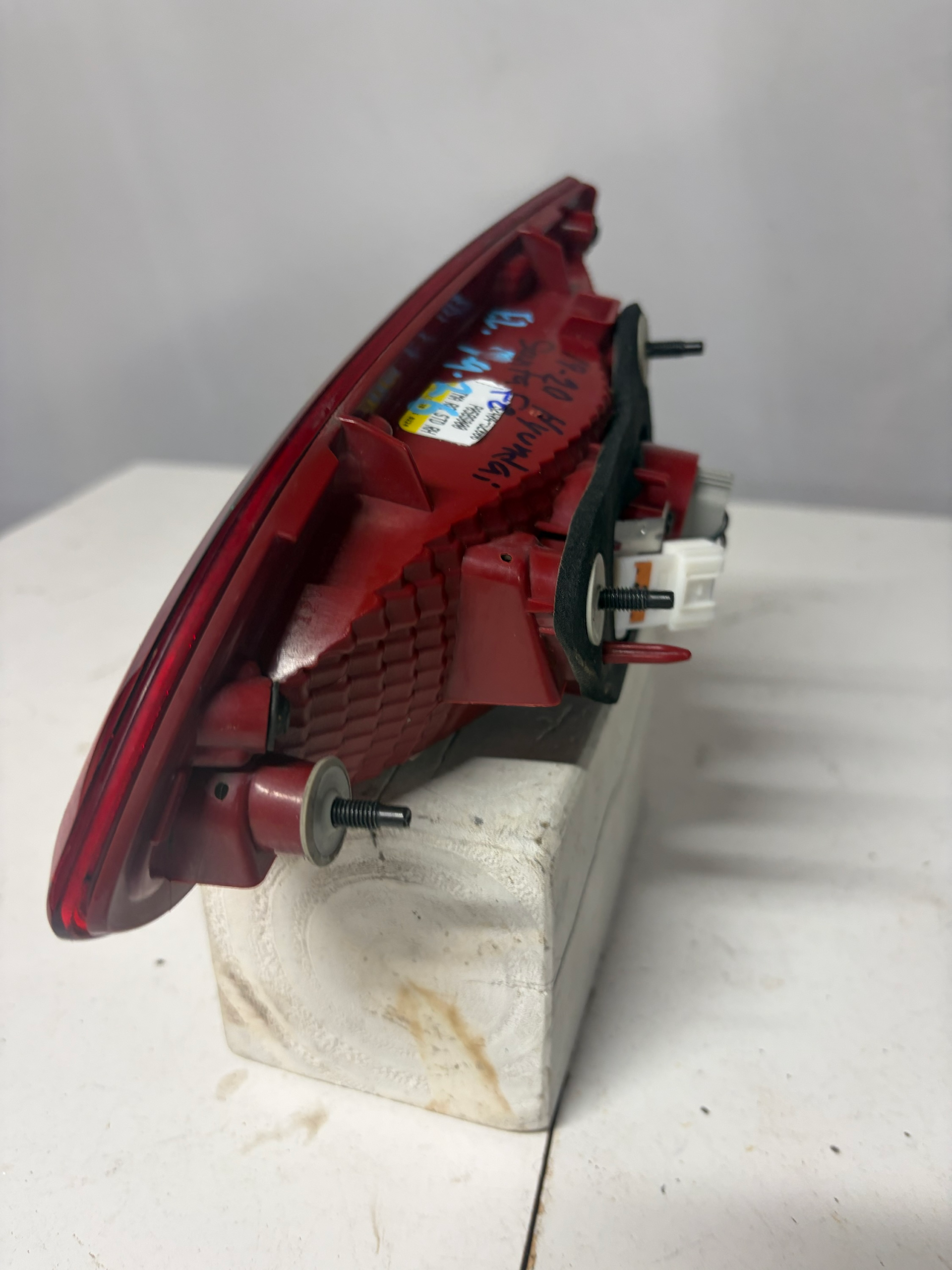 2019-2020 Hyundai Santa Fe Passenger Side Inner Taillight