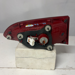 2019-2020 Hyundai Santa Fe Passenger Side Inner Taillight - Image 6